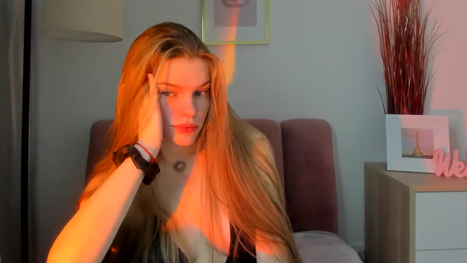 Gallery image thumbnail from ChristinaWave's myfreecams stream on, 01/15/2026, 10:13 image 4 of 20