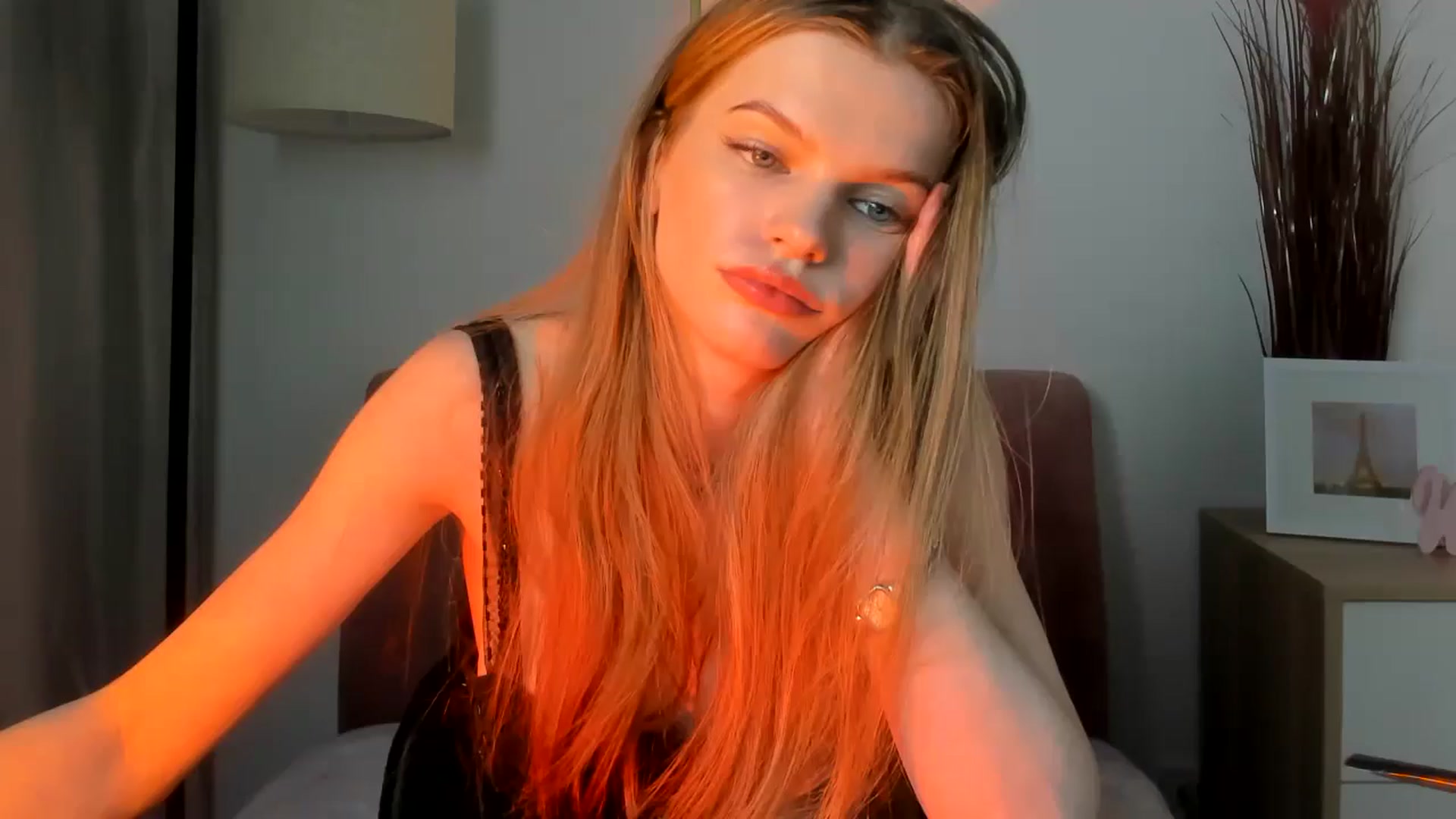 Gallery image thumbnail from ChristinaWave's myfreecams stream on, 01/16/2026, 14:42 image 1 of 20