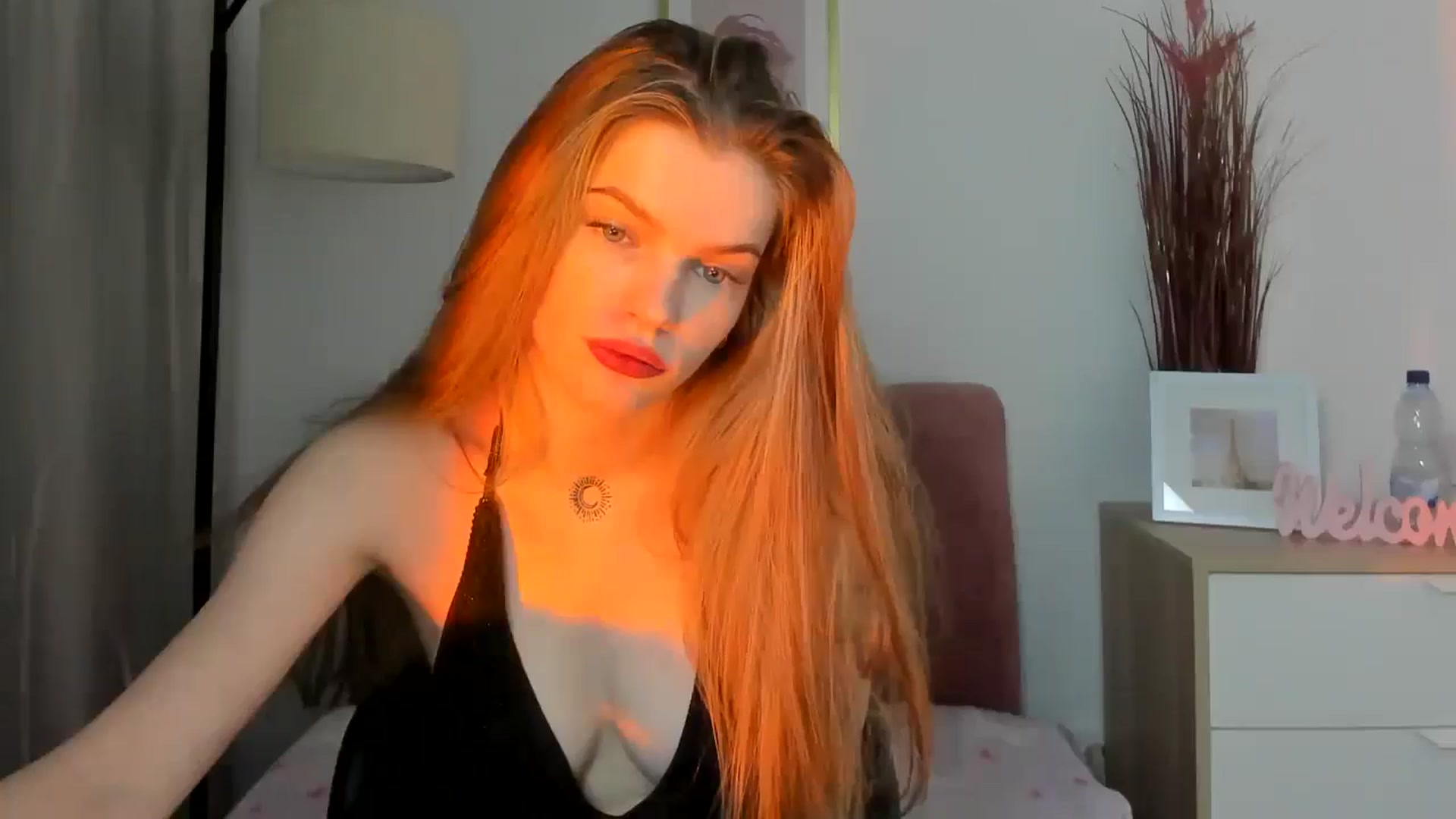 Gallery image thumbnail from ChristinaWave's myfreecams stream on, 01/18/2026, 13:38 image 10 of 20