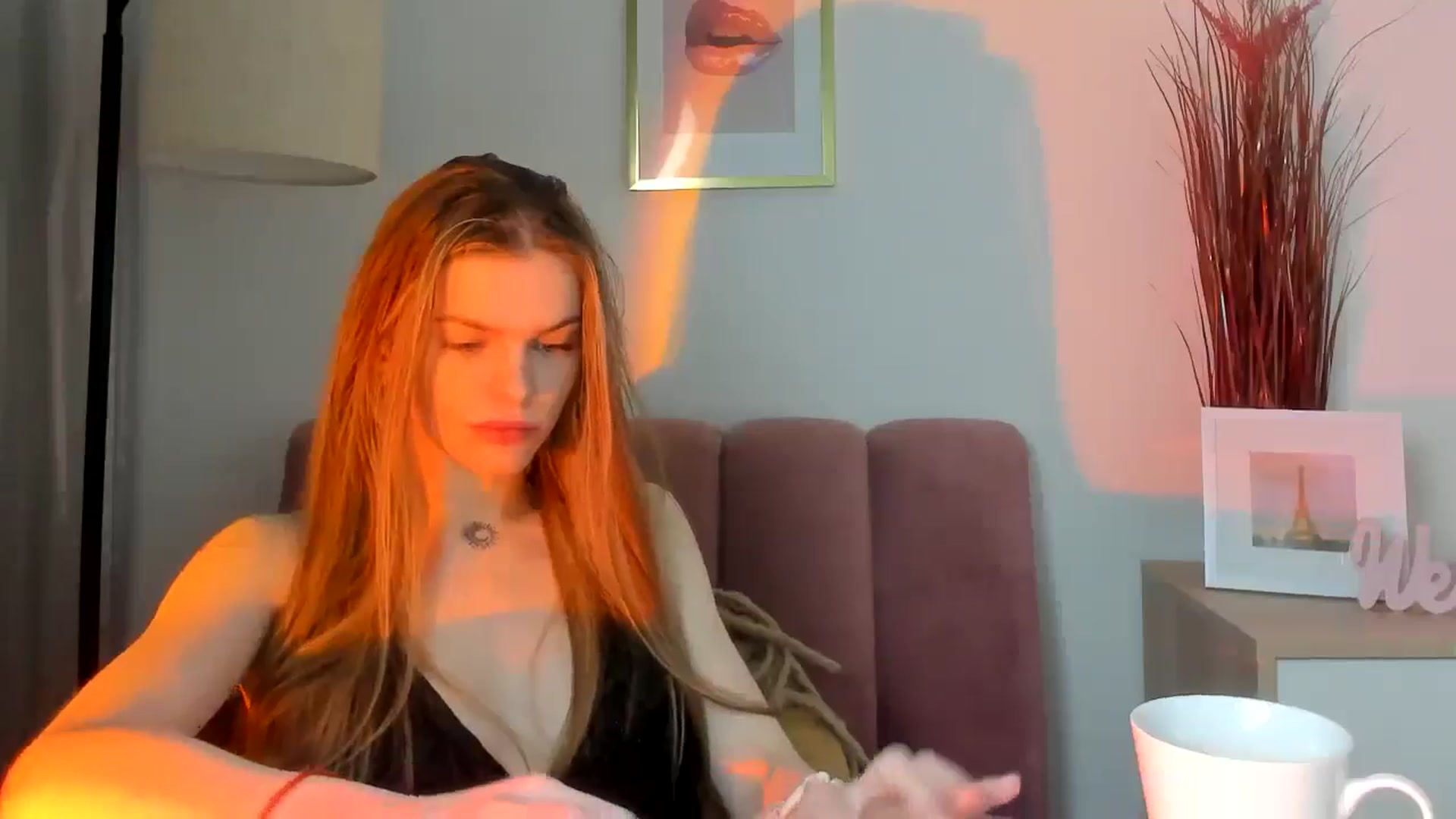 Gallery image thumbnail from ChristinaWave's myfreecams stream on, 01/20/2026, 10:44 image 17 of 20