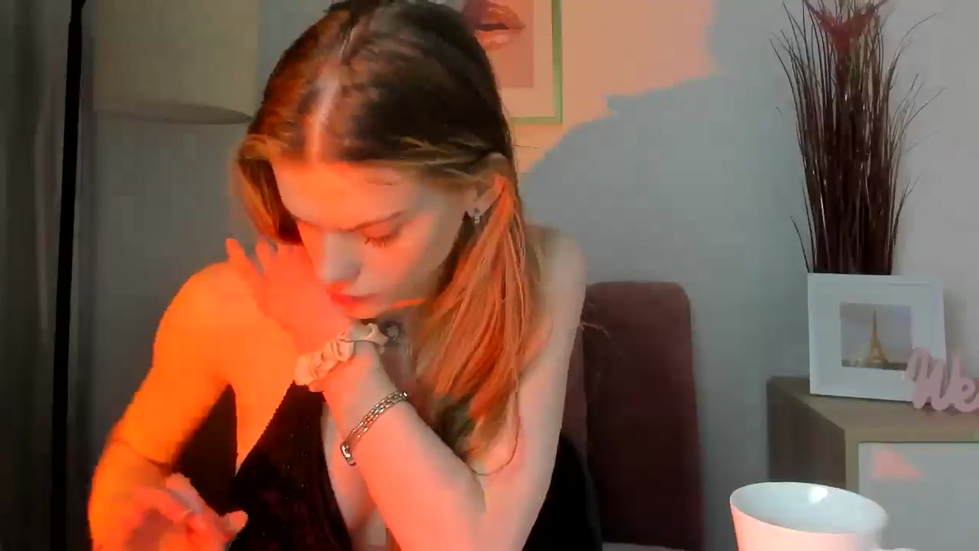 Gallery image thumbnail from ChristinaWave's myfreecams stream on, 01/20/2026, 11:03 image 20 of 20