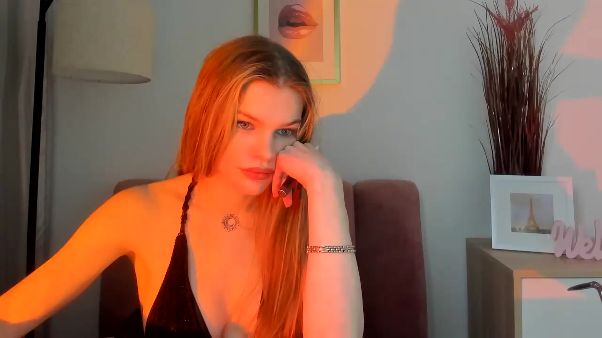 Gallery image thumbnail from ChristinaWave's myfreecams stream on, 01/21/2026, 13:24 image 16 of 20