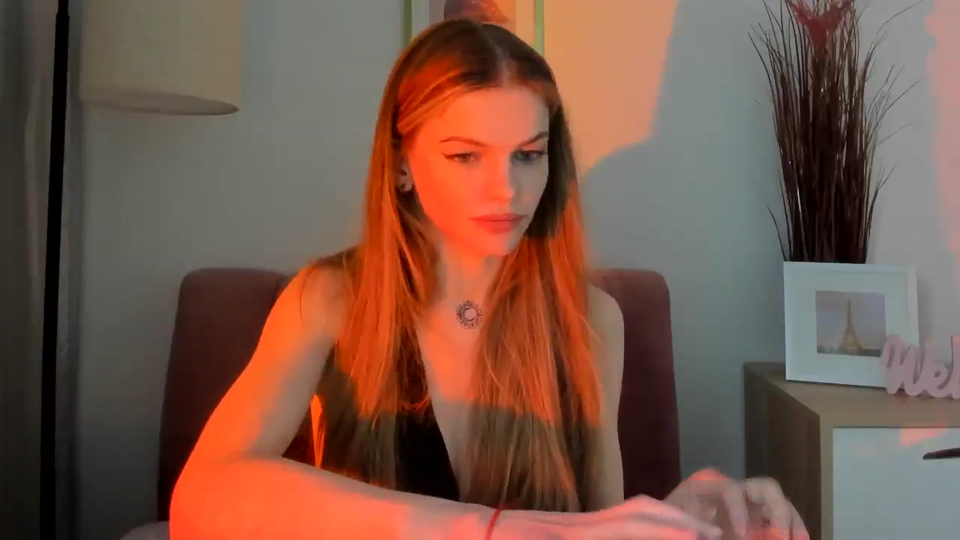 Gallery image thumbnail from ChristinaWave's myfreecams stream on, 01/21/2026, 15:05 image 17 of 20