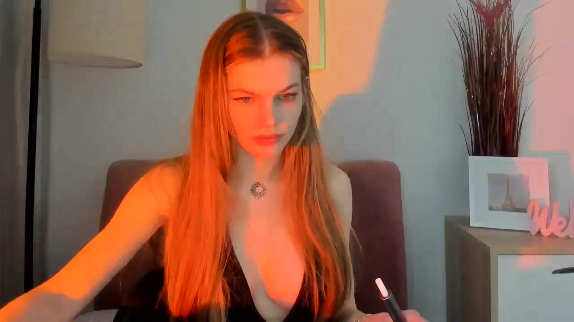 Gallery image thumbnail from ChristinaWave's myfreecams stream on, 01/21/2026, 15:05 image 7 of 20