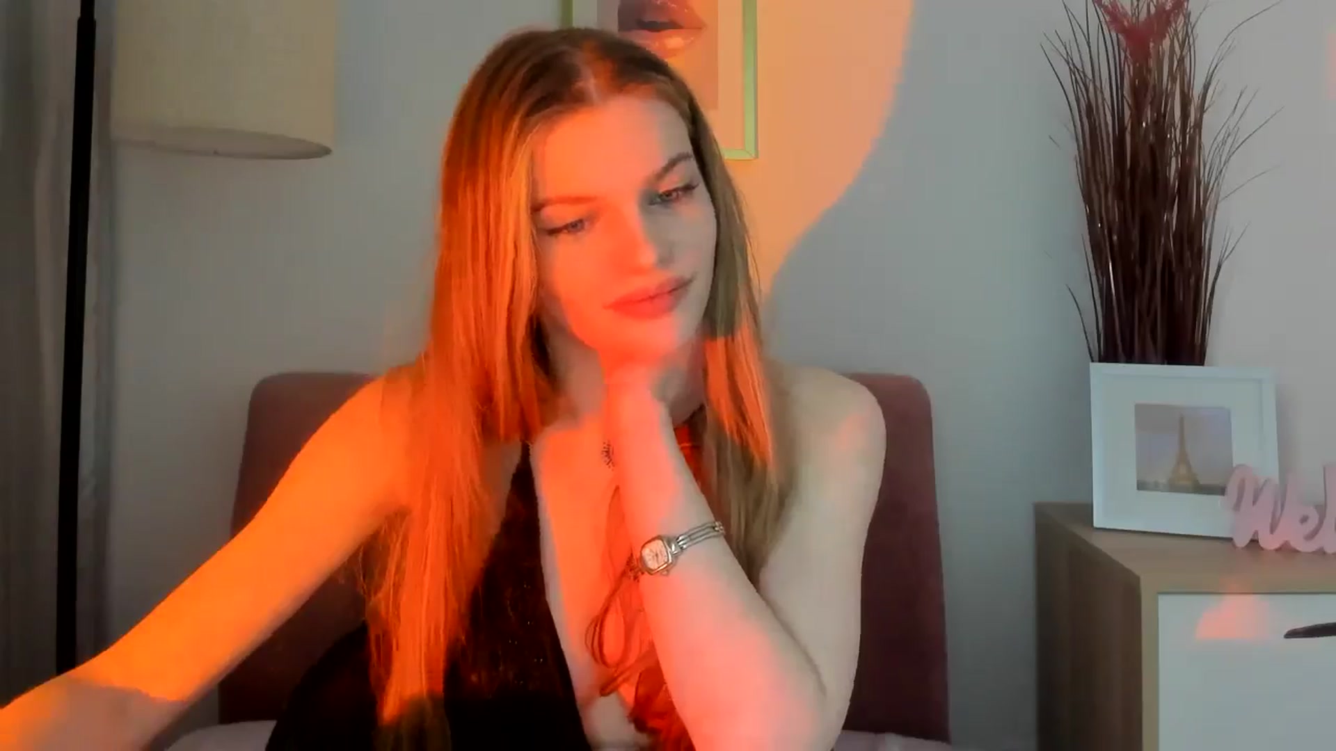 Gallery image thumbnail from ChristinaWave's myfreecams stream on, 01/21/2026, 15:05 image 4 of 20