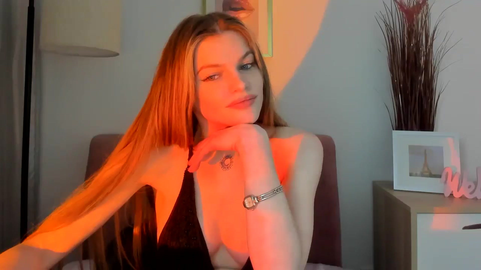 Gallery image thumbnail from ChristinaWave's myfreecams stream on, 01/21/2026, 15:05 image 2 of 20