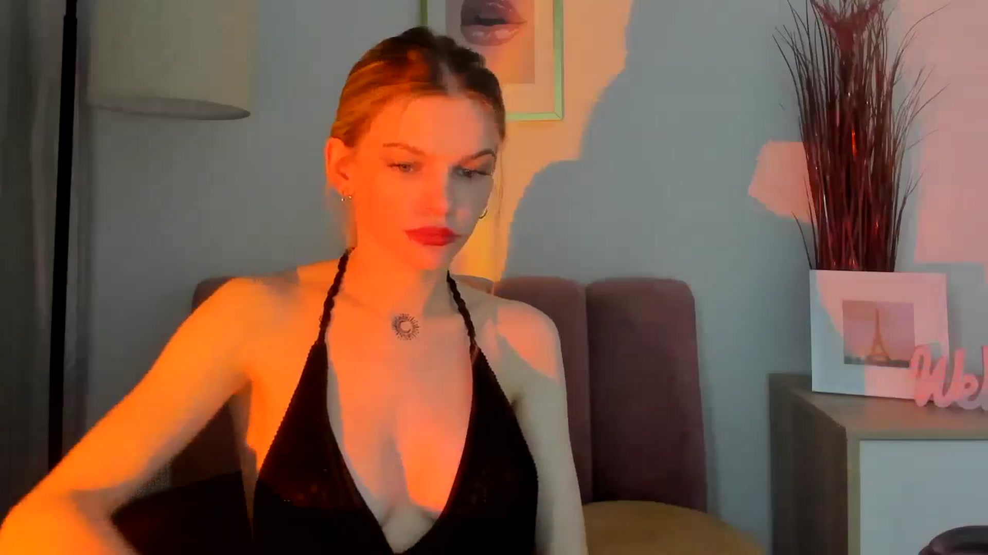 Gallery image thumbnail from ChristinaWave's myfreecams stream on, 01/22/2026, 12:44 image 4 of 20