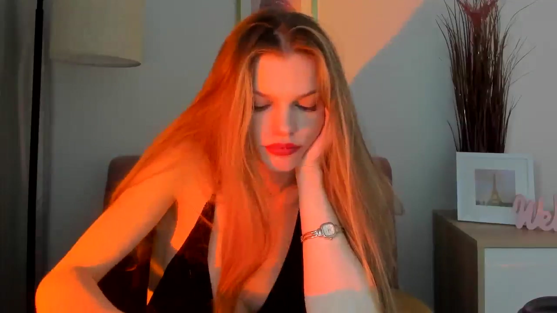 Gallery image thumbnail from ChristinaWave's myfreecams stream on, 01/22/2026, 12:44 image 2 of 20