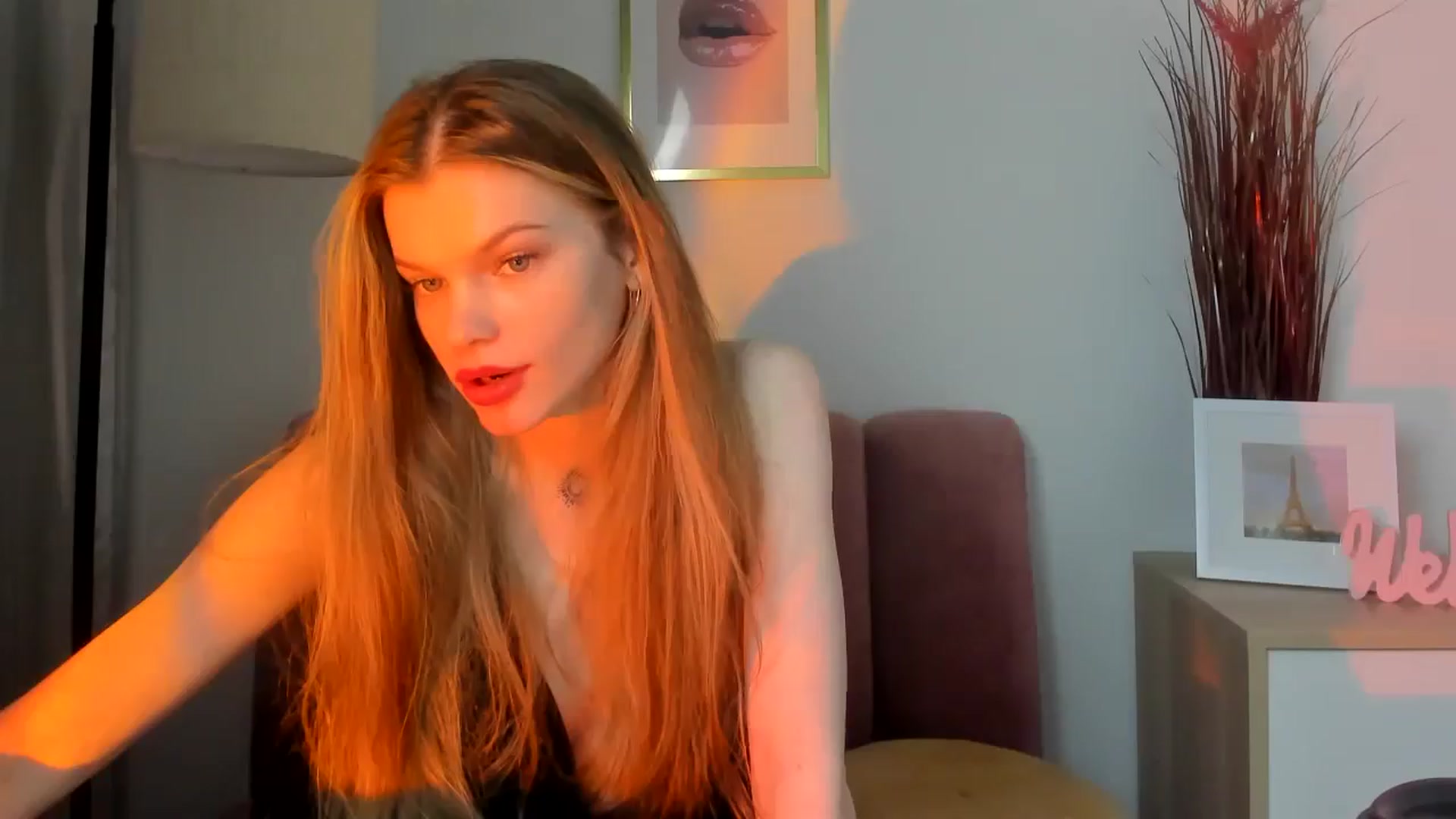 Gallery image thumbnail from ChristinaWave's myfreecams stream on, 01/22/2026, 13:02 image 12 of 20
