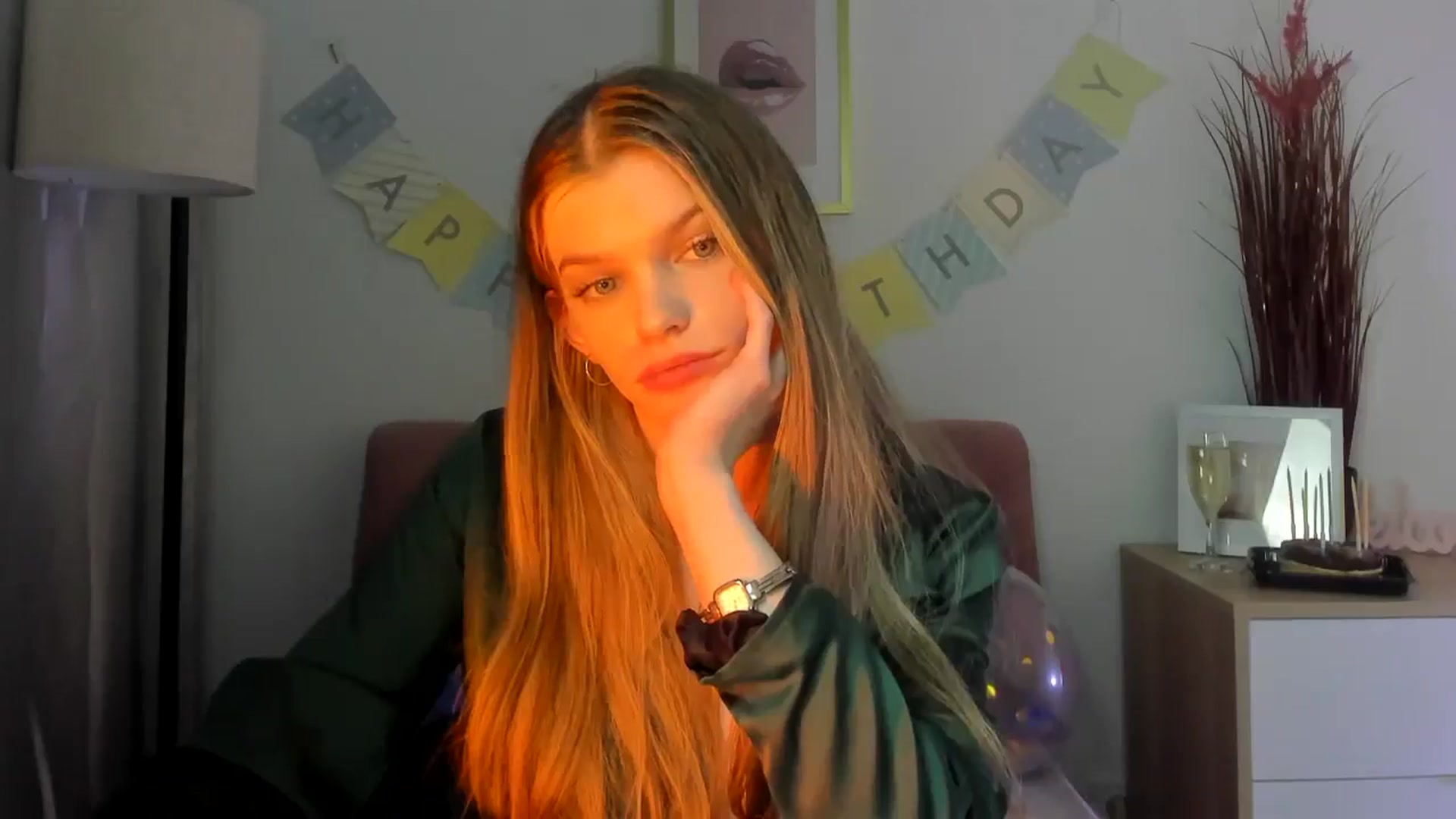 Gallery image thumbnail from ChristinaWave's myfreecams stream on, 01/26/2026, 14:23 image 16 of 20