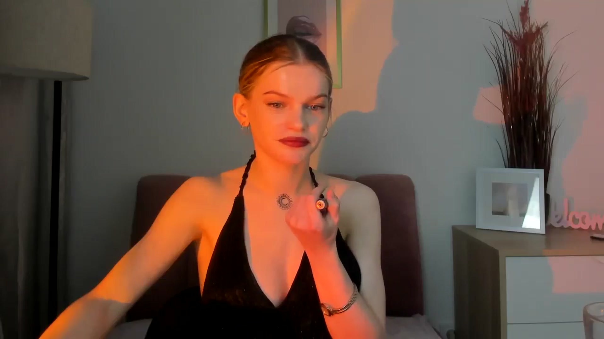 Gallery image thumbnail from ChristinaWave's myfreecams stream on, 01/27/2026, 14:19 image 17 of 20