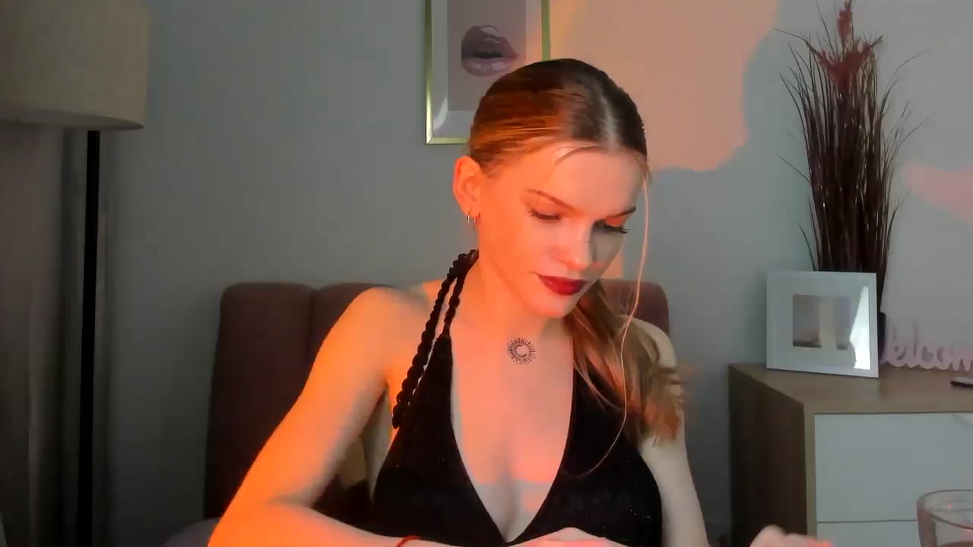 Gallery image thumbnail from ChristinaWave's myfreecams stream on, 01/27/2026, 14:19 image 5 of 20