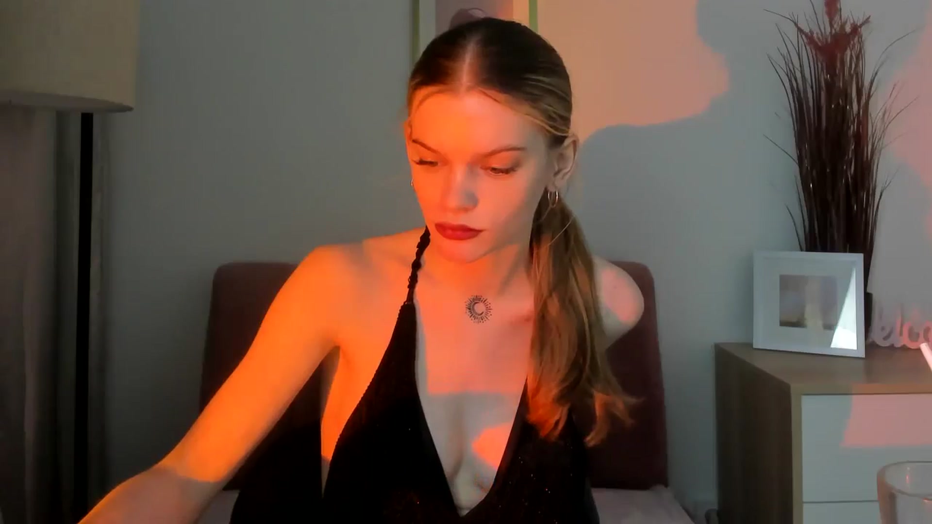 Gallery image thumbnail from ChristinaWave's myfreecams stream on, 01/27/2026, 16:32 image 2 of 20