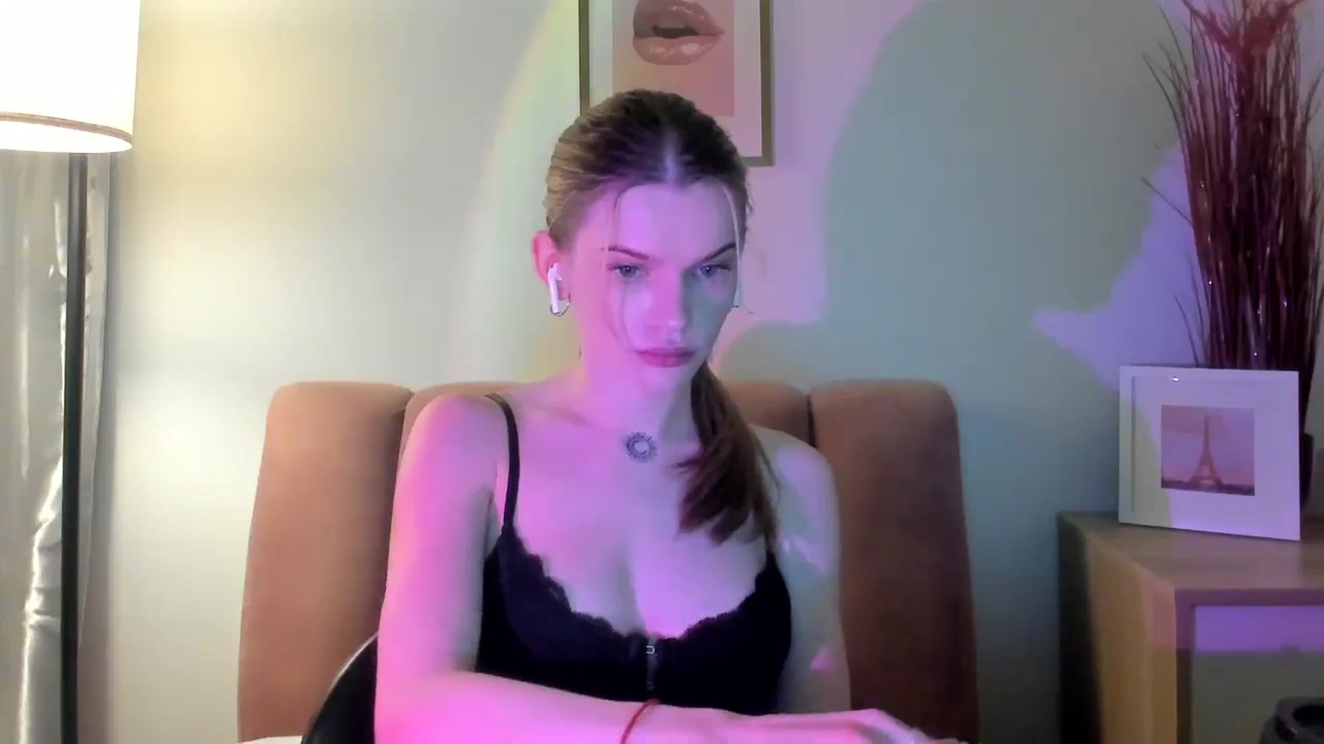 Gallery image thumbnail from ChristinaWave's myfreecams stream on, 01/31/2026, 15:38 image 11 of 20