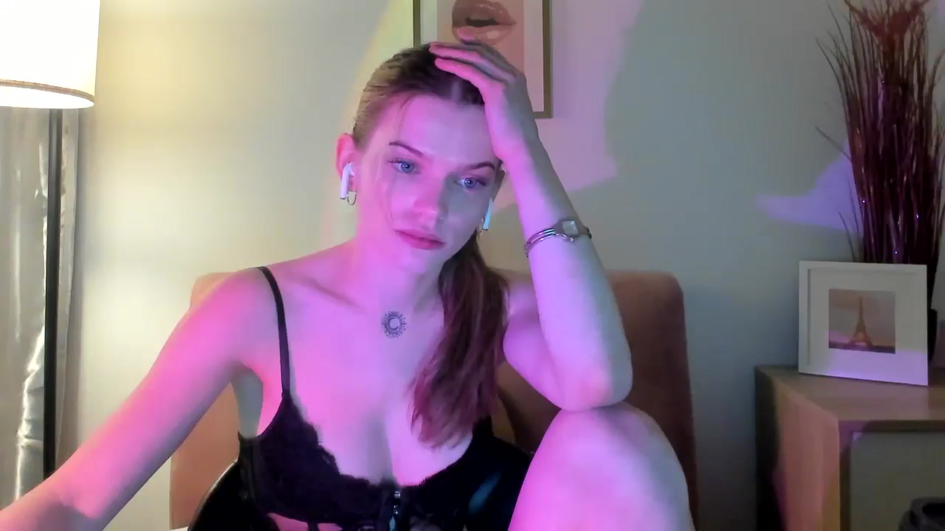 Gallery image thumbnail from ChristinaWave's myfreecams stream on, 01/31/2026, 15:38 image 4 of 20