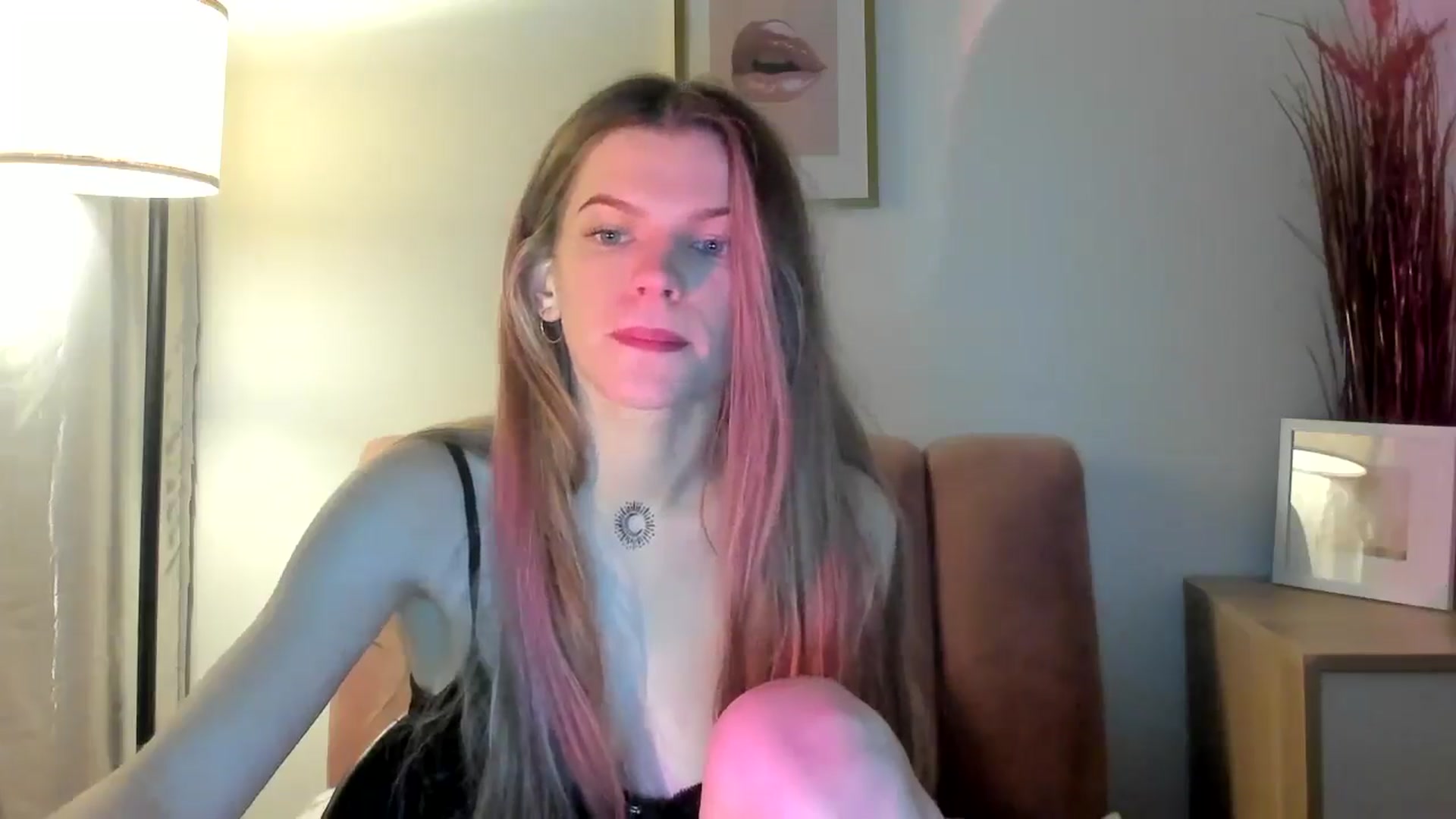 Gallery image thumbnail from ChristinaWave's myfreecams stream on, 02/04/2026, 10:53 image 7 of 20