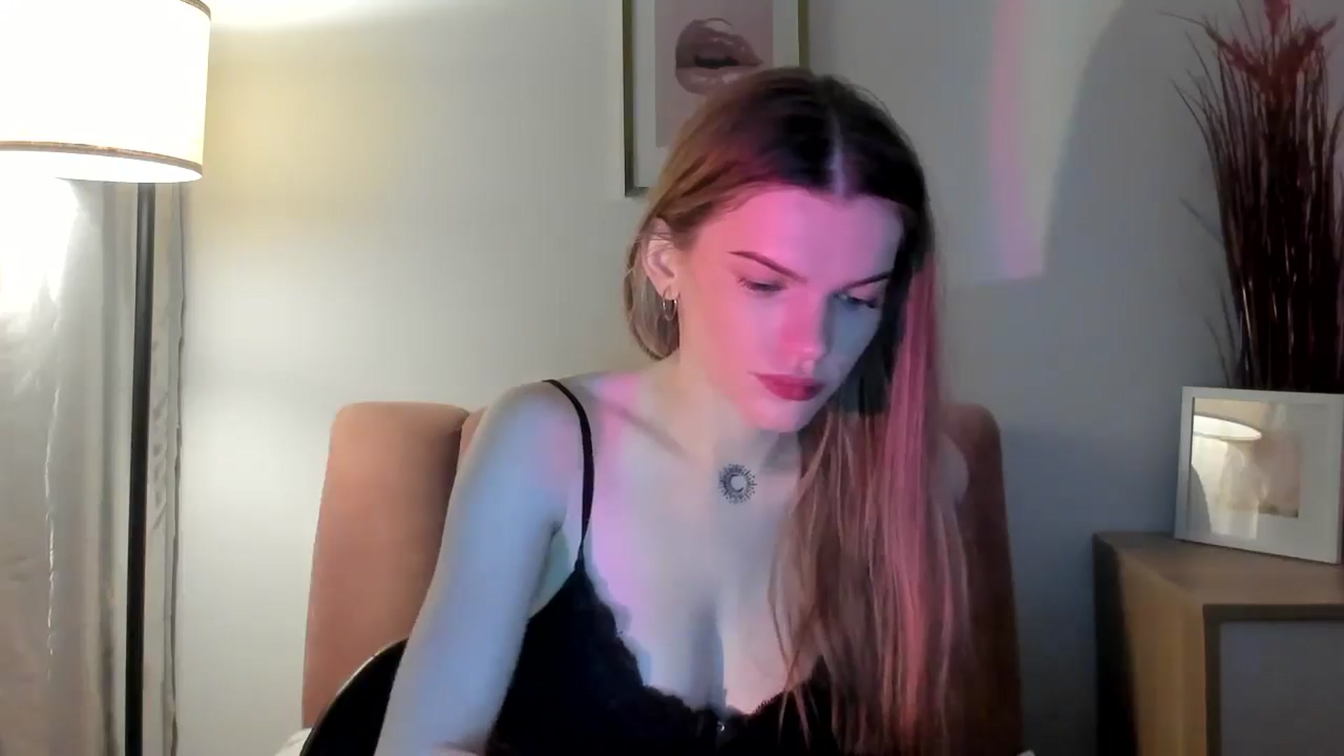 Gallery image thumbnail from ChristinaWave's myfreecams stream on, 02/04/2026, 10:53 image 14 of 20