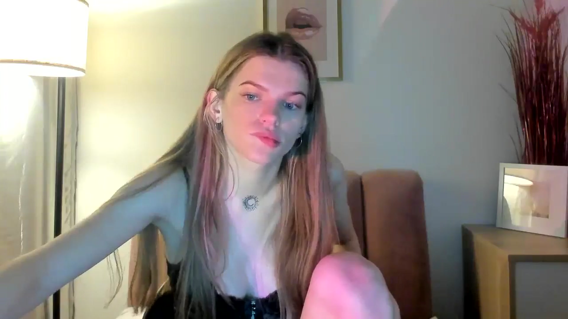 Gallery image thumbnail from ChristinaWave's myfreecams stream on, 02/04/2026, 11:19 image 18 of 20