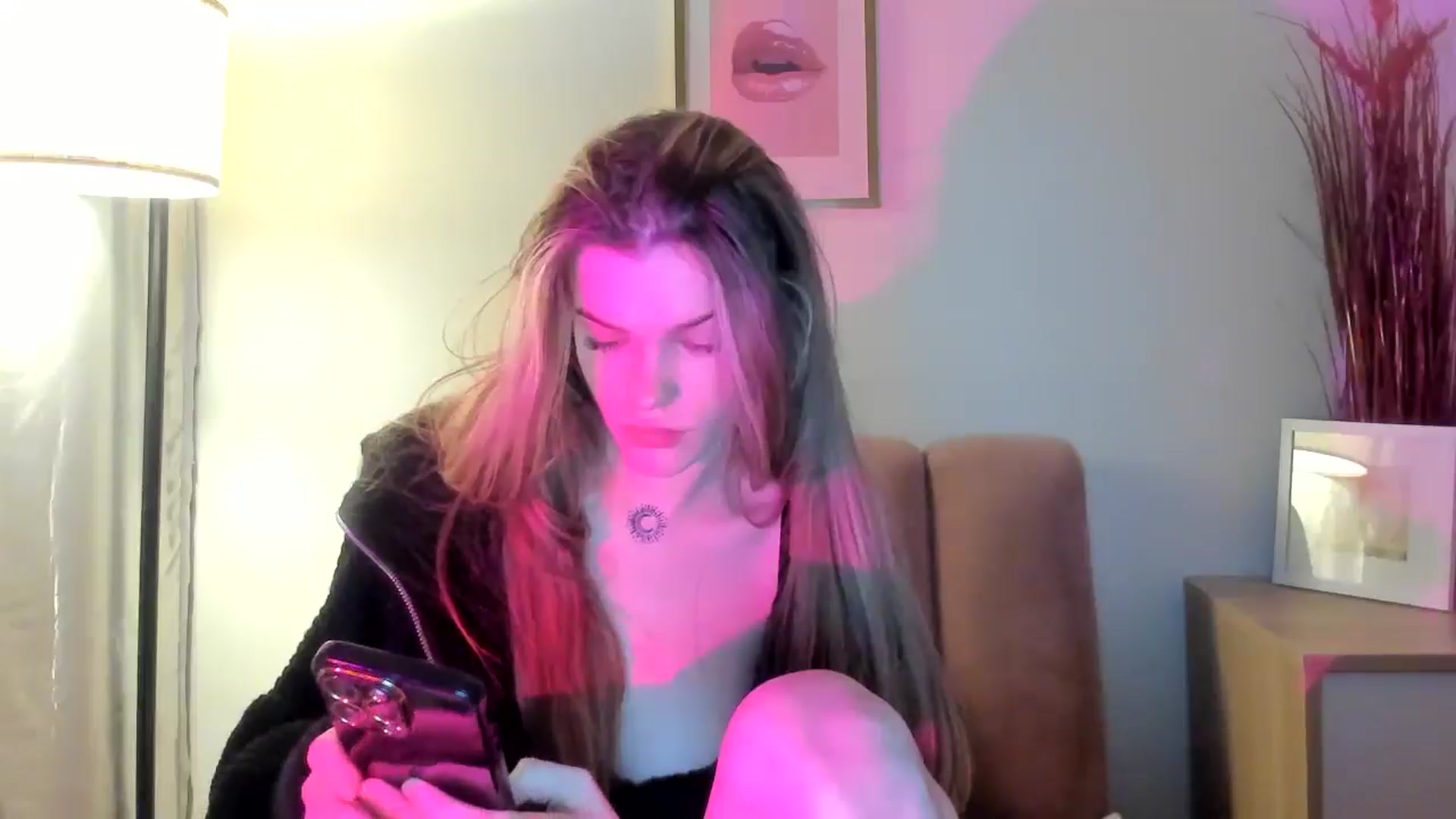 Gallery image thumbnail from ChristinaWave's myfreecams stream on, 02/04/2026, 12:57 image 7 of 20