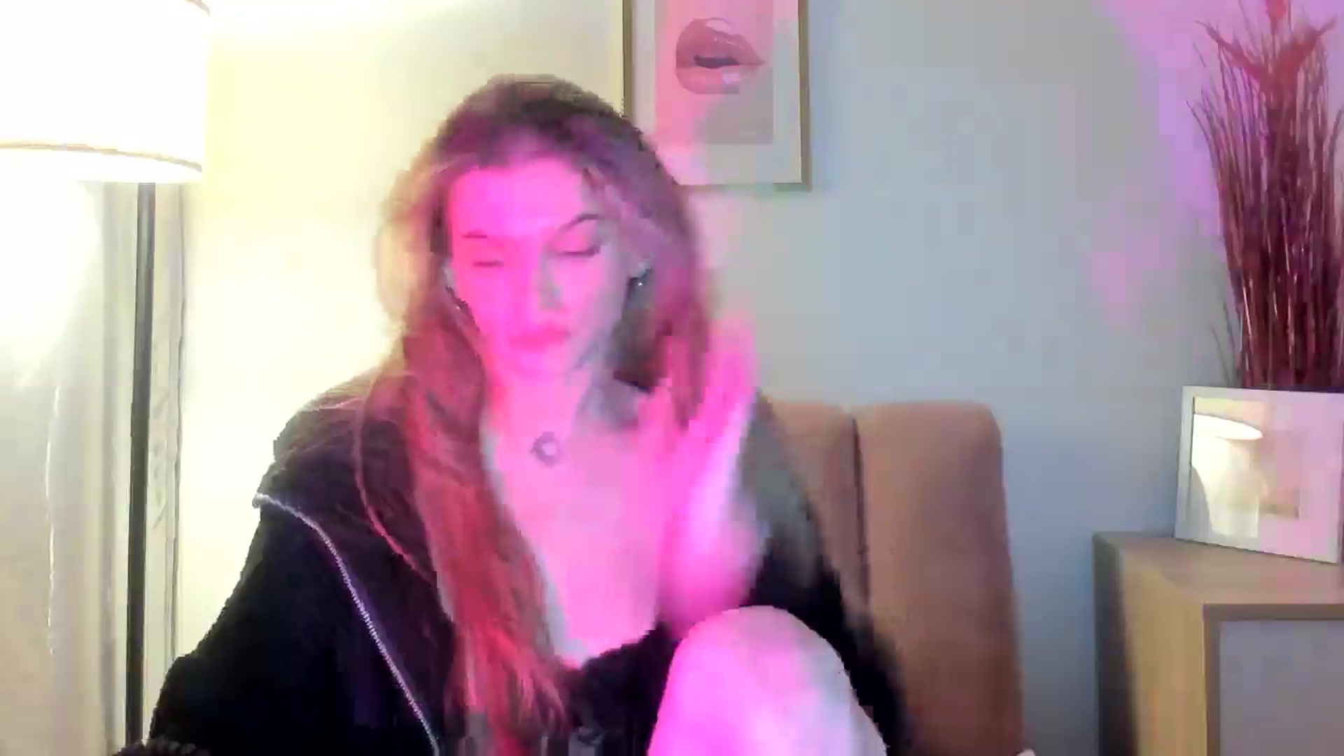 Gallery image thumbnail from ChristinaWave's myfreecams stream on, 02/04/2026, 12:57 image 6 of 20