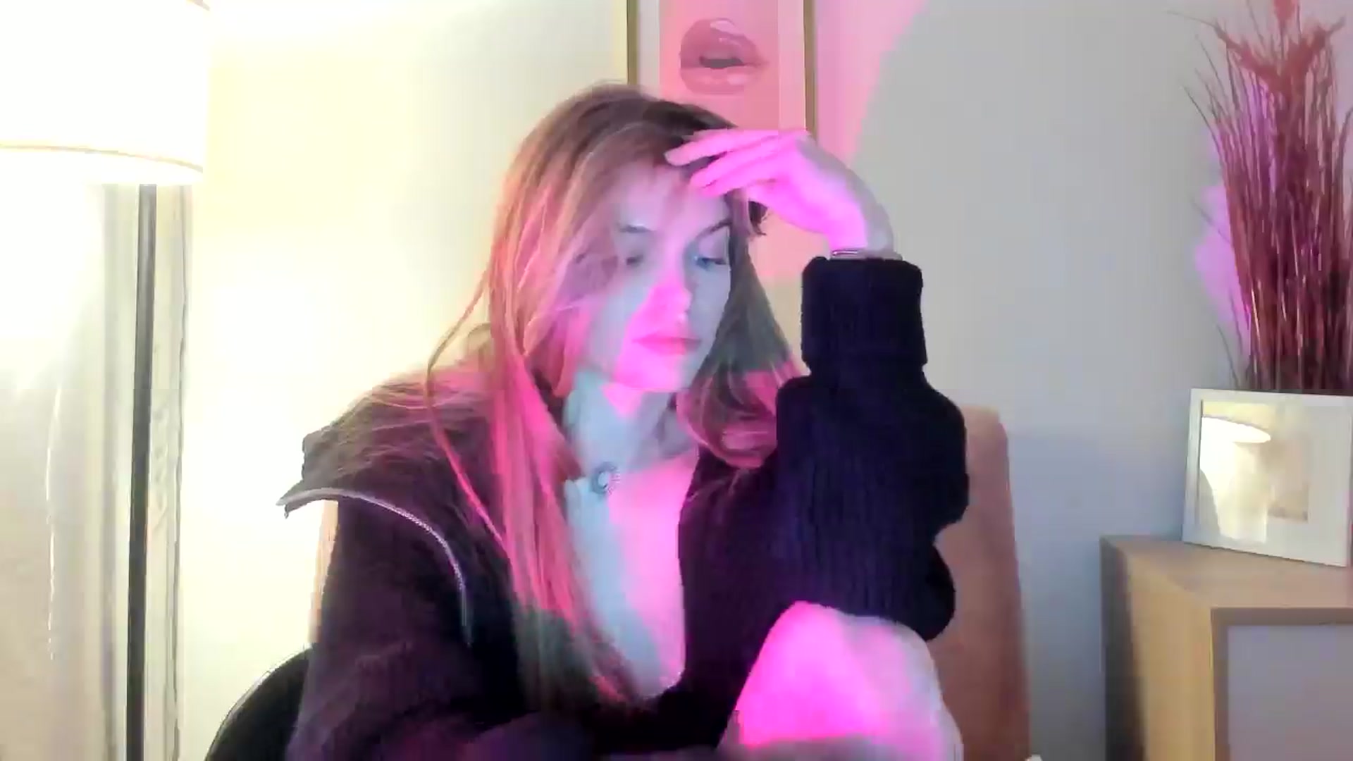 Gallery image thumbnail from ChristinaWave's myfreecams stream on, 02/04/2026, 12:57 image 5 of 20
