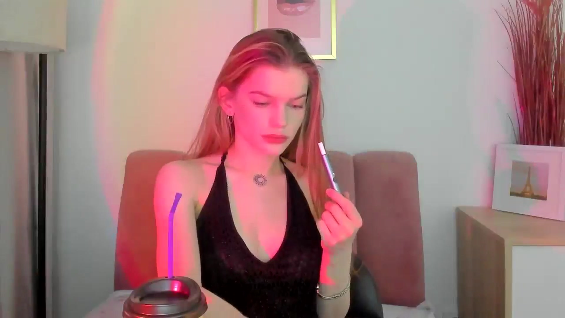 Gallery image thumbnail from ChristinaWave's myfreecams stream on, 02/06/2026, 09:47 image 3 of 20