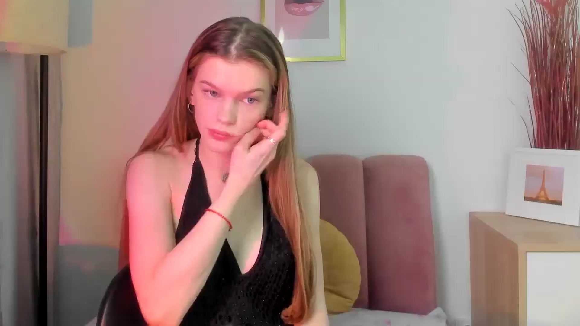 Gallery image thumbnail from ChristinaWave's myfreecams stream on, 02/06/2026, 11:17 image 14 of 20