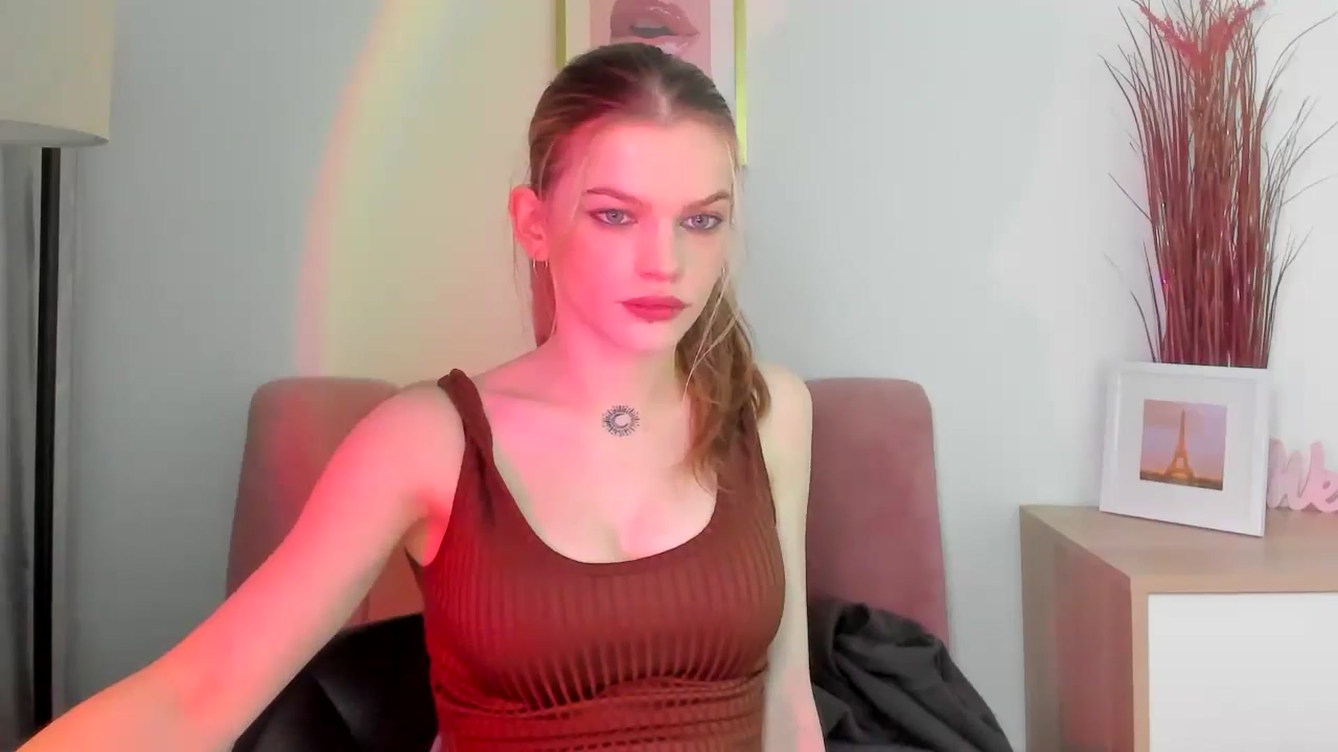 Gallery image thumbnail from ChristinaWave's myfreecams stream on, 02/07/2026, 14:52 image 13 of 20