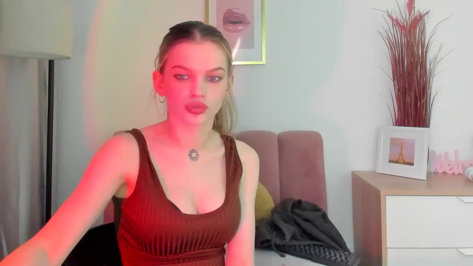 Gallery image thumbnail from ChristinaWave's myfreecams stream on, 02/07/2026, 17:26 image 11 of 20