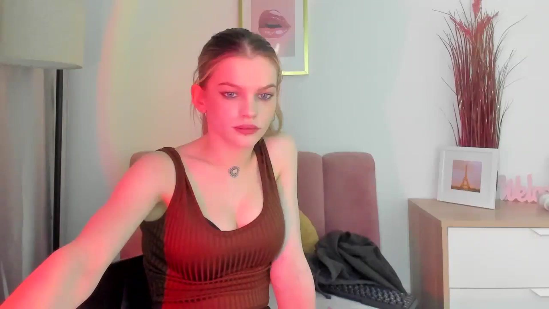 Gallery image thumbnail from ChristinaWave's myfreecams stream on, 02/07/2026, 17:26 image 9 of 20