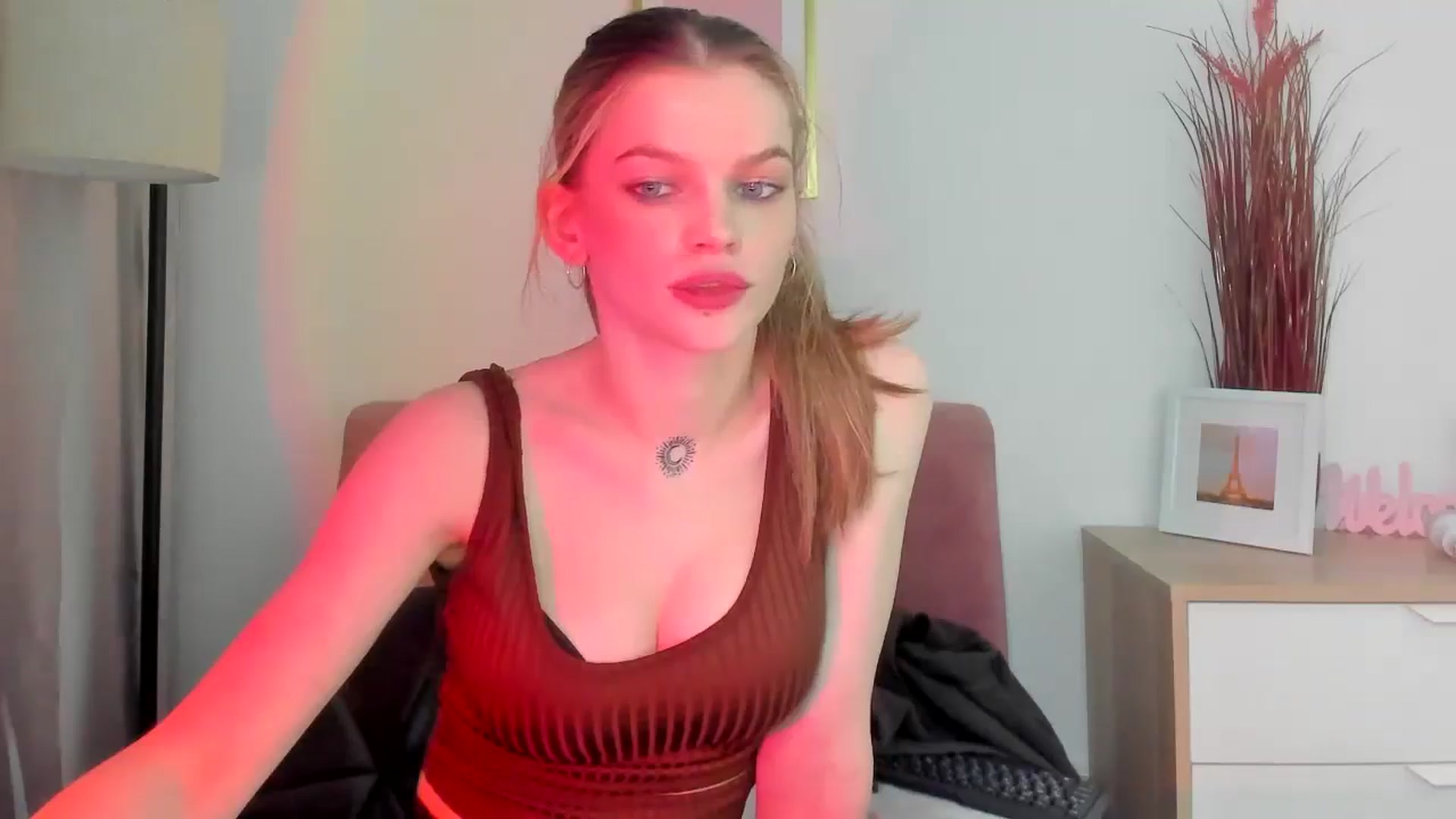 Gallery image thumbnail from ChristinaWave's myfreecams stream on, 02/07/2026, 17:26 image 15 of 20