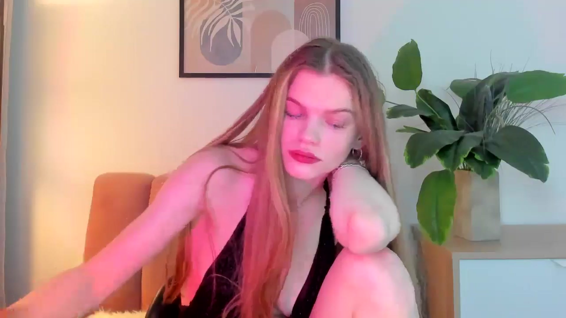 Gallery image thumbnail from ChristinaWave's myfreecams stream on, 02/11/2026, 10:21 image 14 of 20