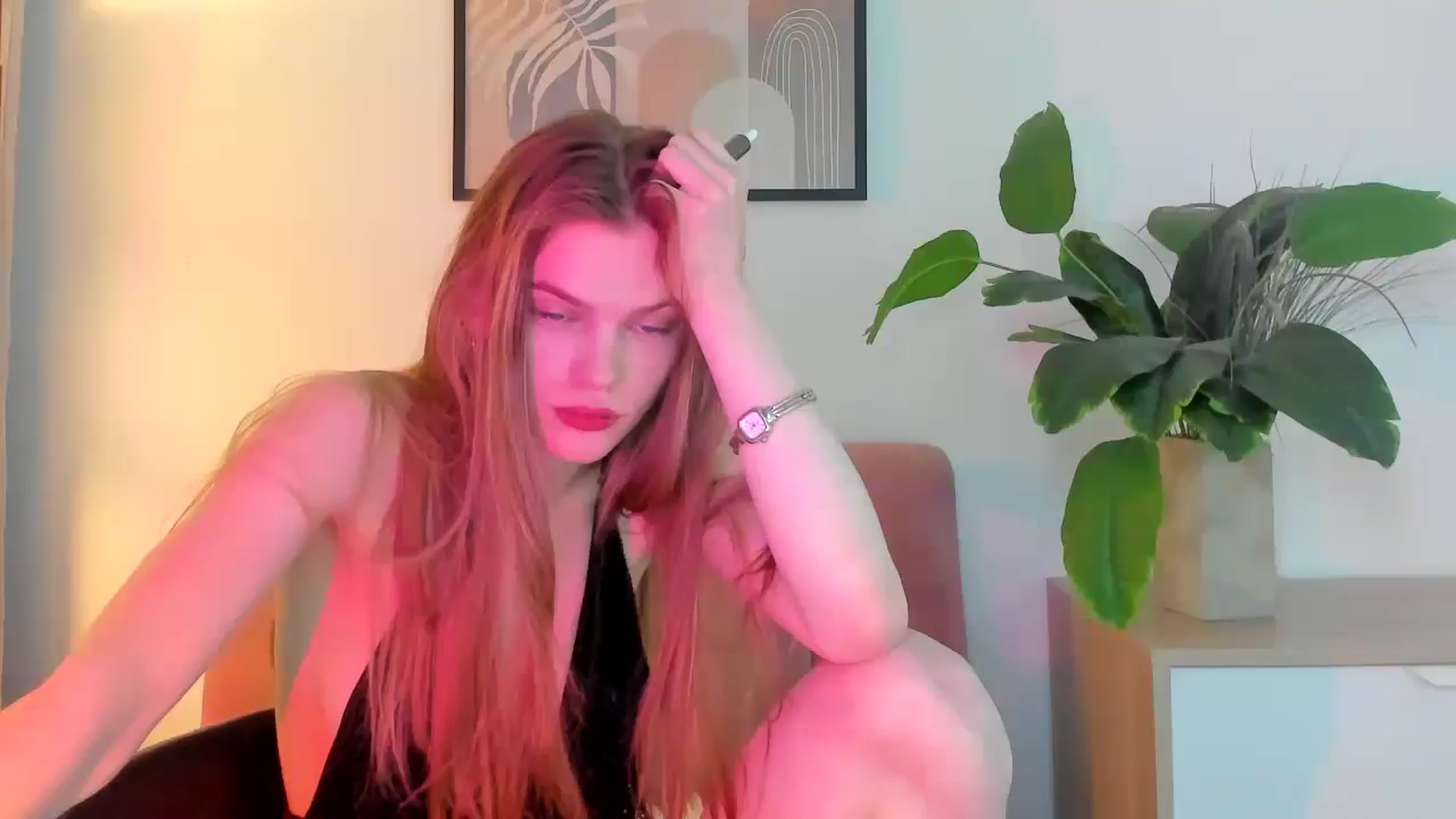 Gallery image thumbnail from ChristinaWave's myfreecams stream on, 02/11/2026, 12:26 image 1 of 20