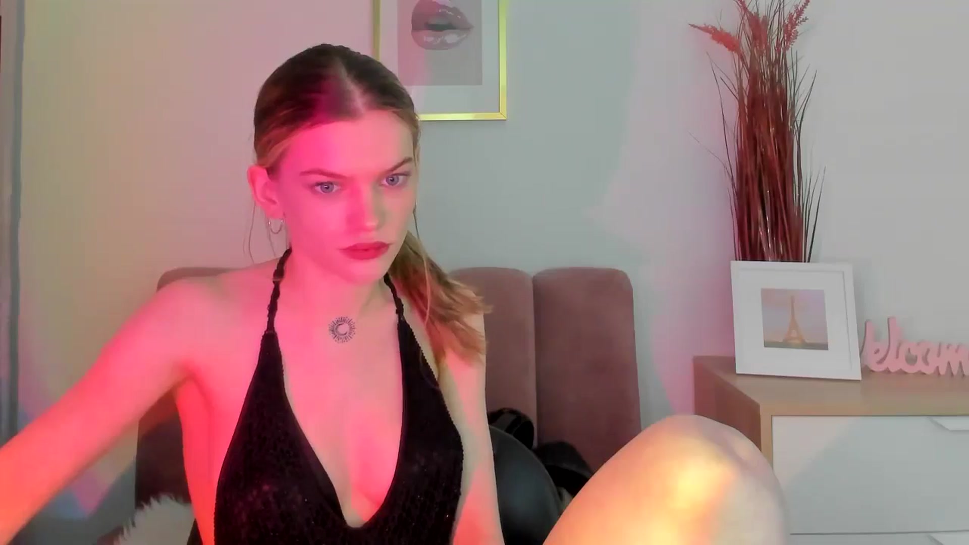Gallery image thumbnail from ChristinaWave's myfreecams stream on, 02/12/2026, 15:34 image 16 of 20