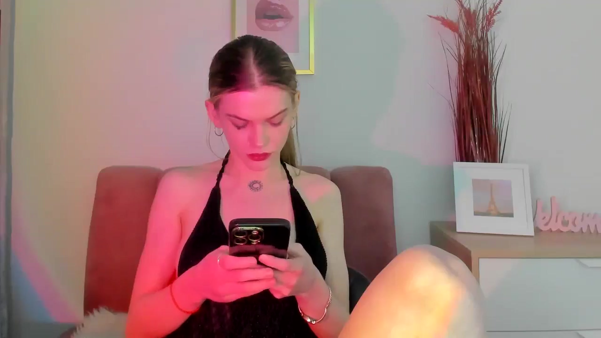 Gallery image thumbnail from ChristinaWave's myfreecams stream on, 02/12/2026, 15:34 image 10 of 20
