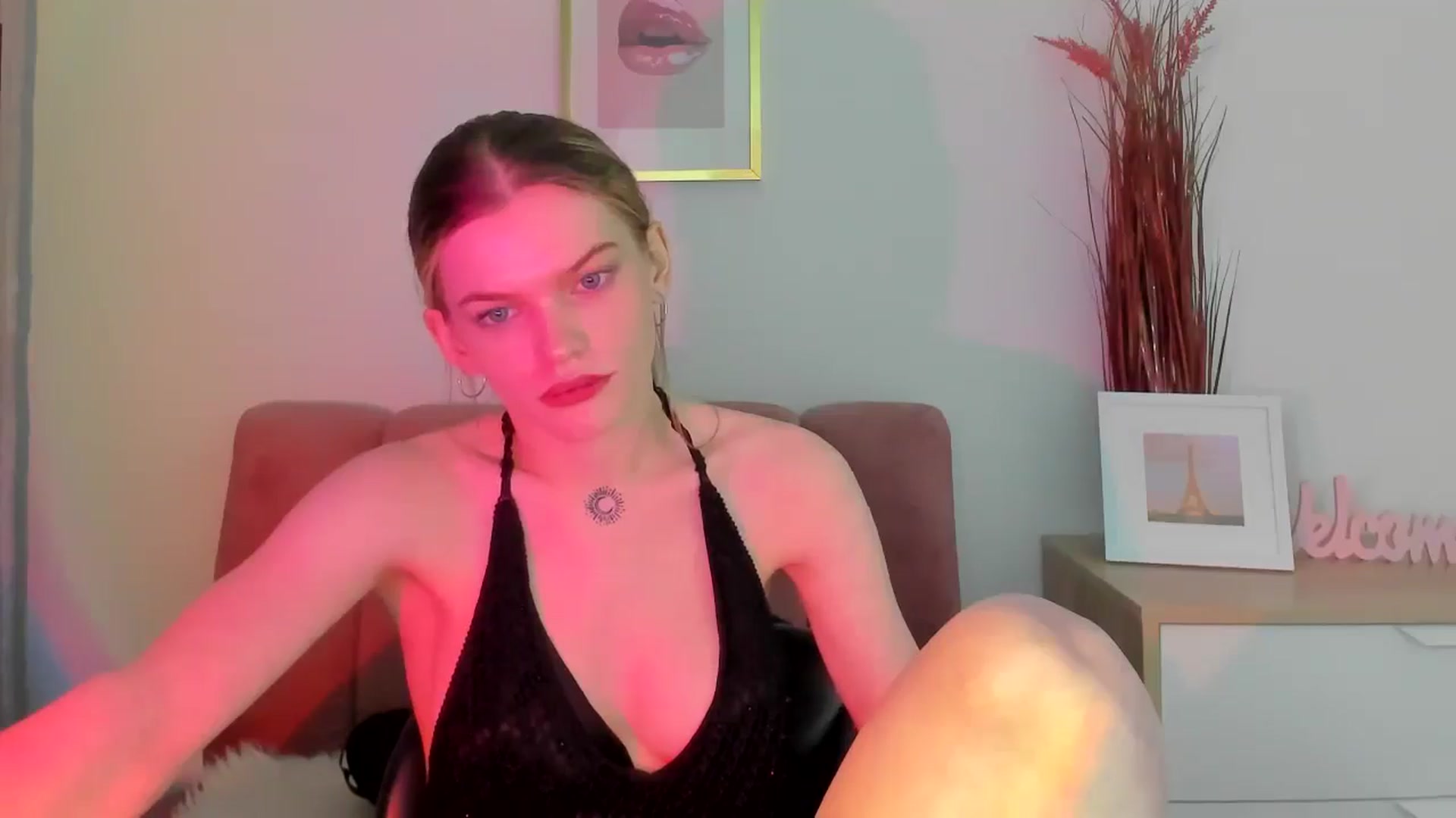 Gallery image thumbnail from ChristinaWave's myfreecams stream on, 02/12/2026, 15:34 image 12 of 20