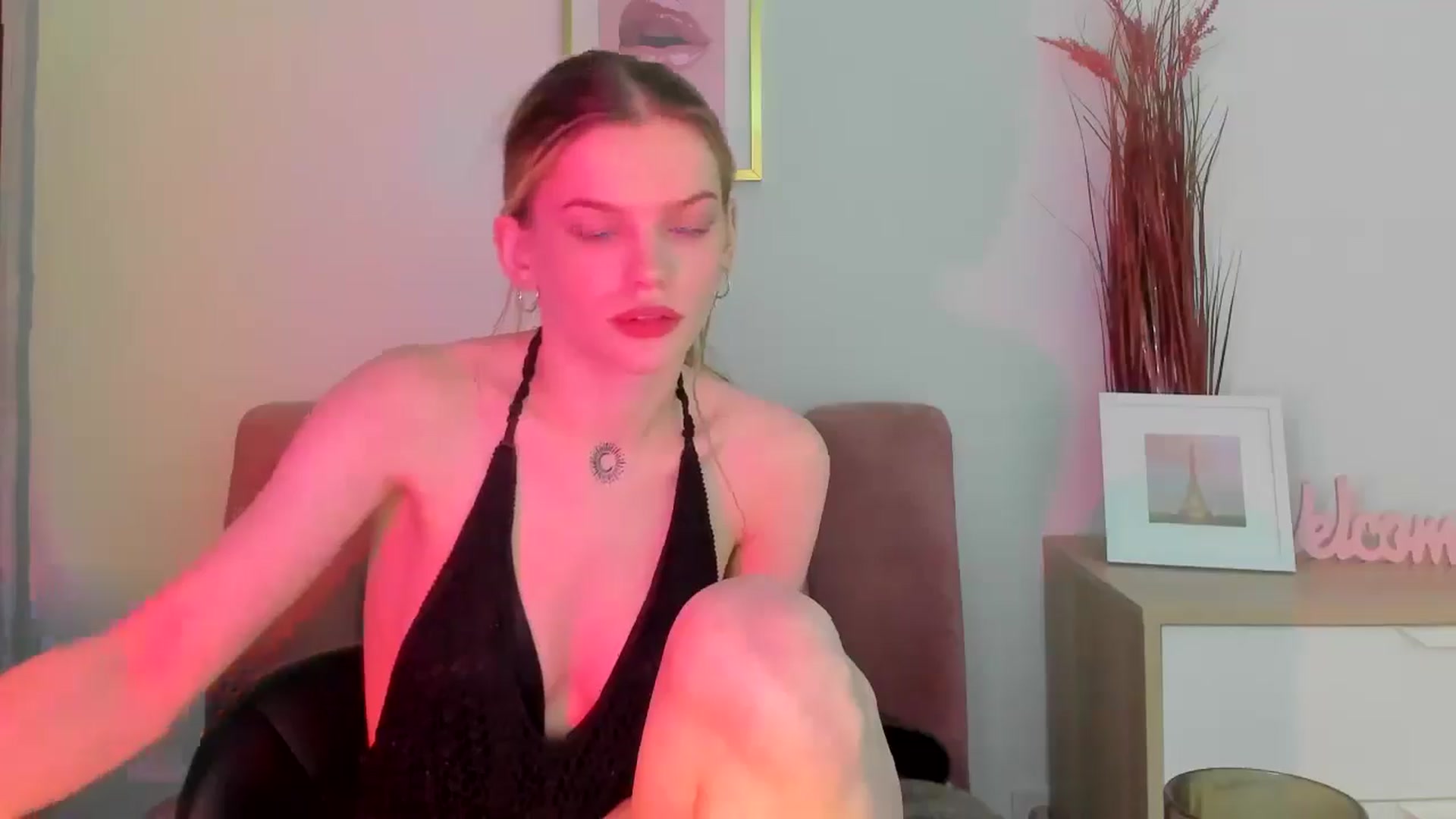 Gallery image thumbnail from ChristinaWave's myfreecams stream on, 02/12/2026, 16:36 image 17 of 20