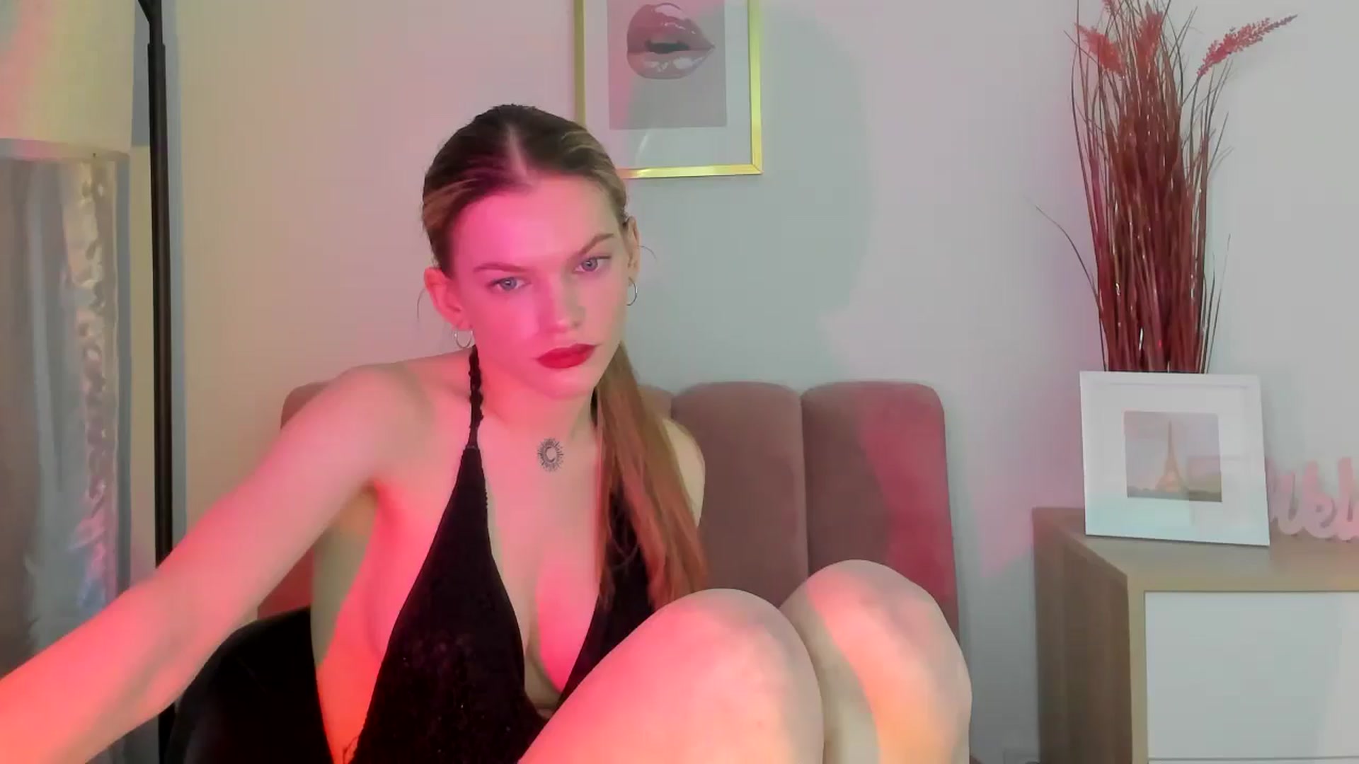 Gallery image thumbnail from ChristinaWave's myfreecams stream on, 02/13/2026, 14:09 image 16 of 20