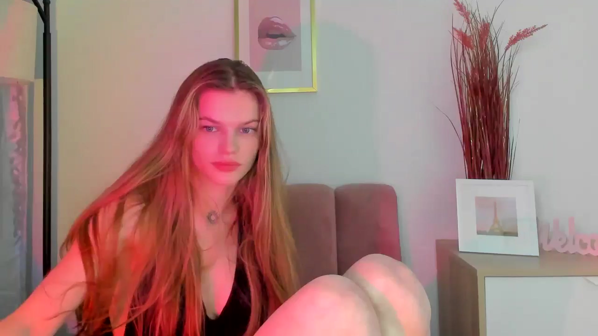 Gallery image thumbnail from ChristinaWave's myfreecams stream on, 02/15/2026, 13:10 image 17 of 20