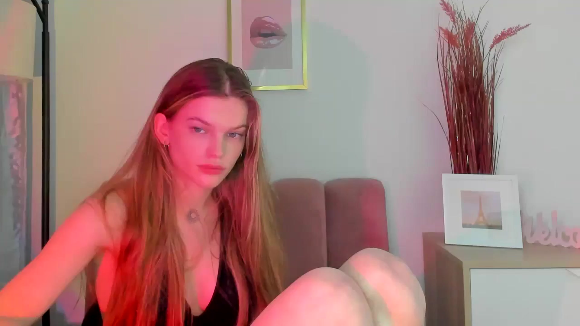 Gallery image thumbnail from ChristinaWave's myfreecams stream on, 02/15/2026, 13:10 image 19 of 20