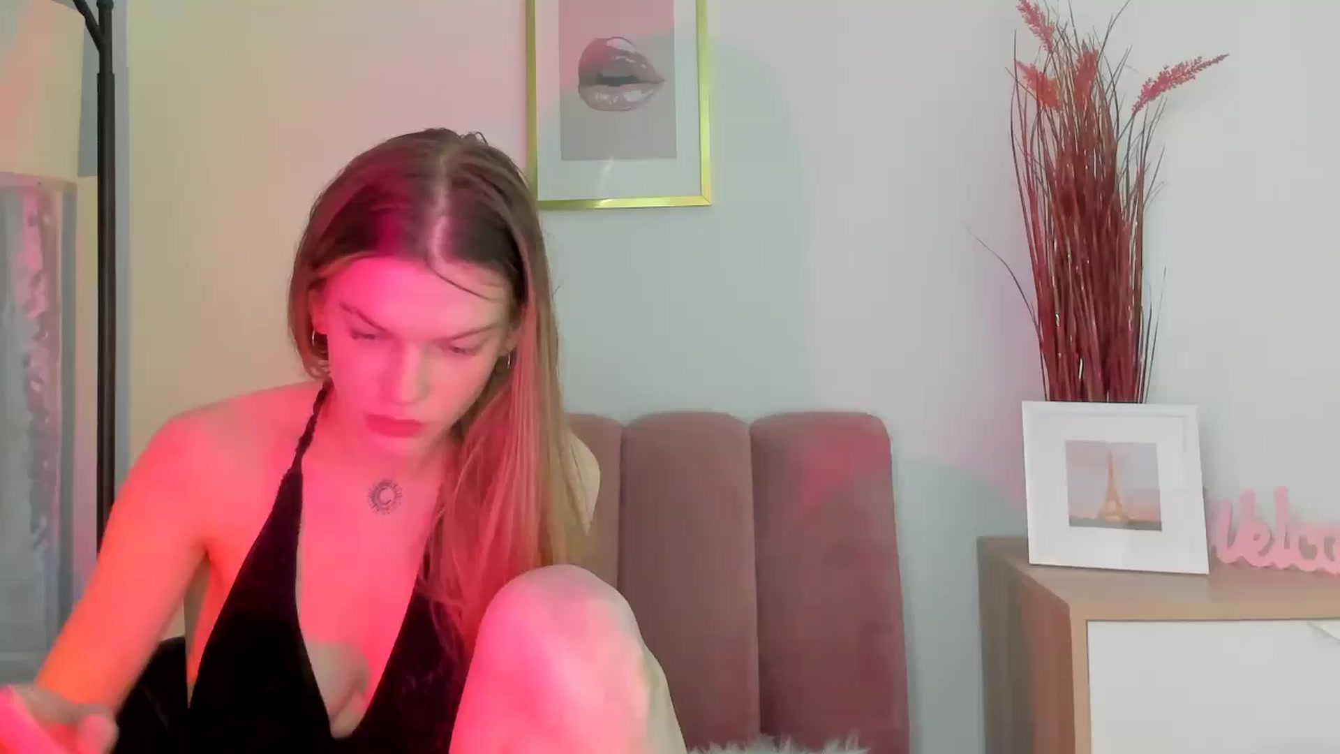 Gallery image thumbnail from ChristinaWave's myfreecams stream on, 02/15/2026, 14:59 image 1 of 20