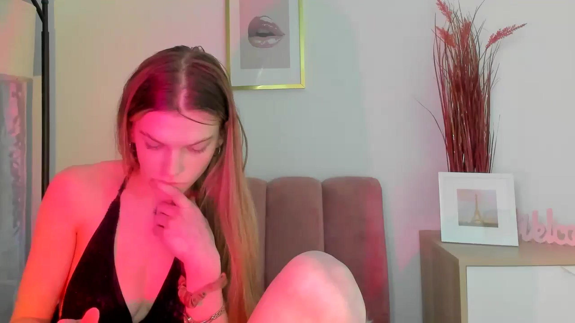 Gallery image thumbnail from ChristinaWave's myfreecams stream on, 02/15/2026, 14:59 image 5 of 20