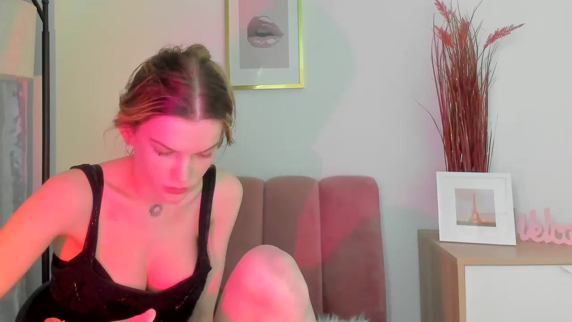 Gallery image thumbnail from ChristinaWave's myfreecams stream on, 02/16/2026, 15:01 image 12 of 20
