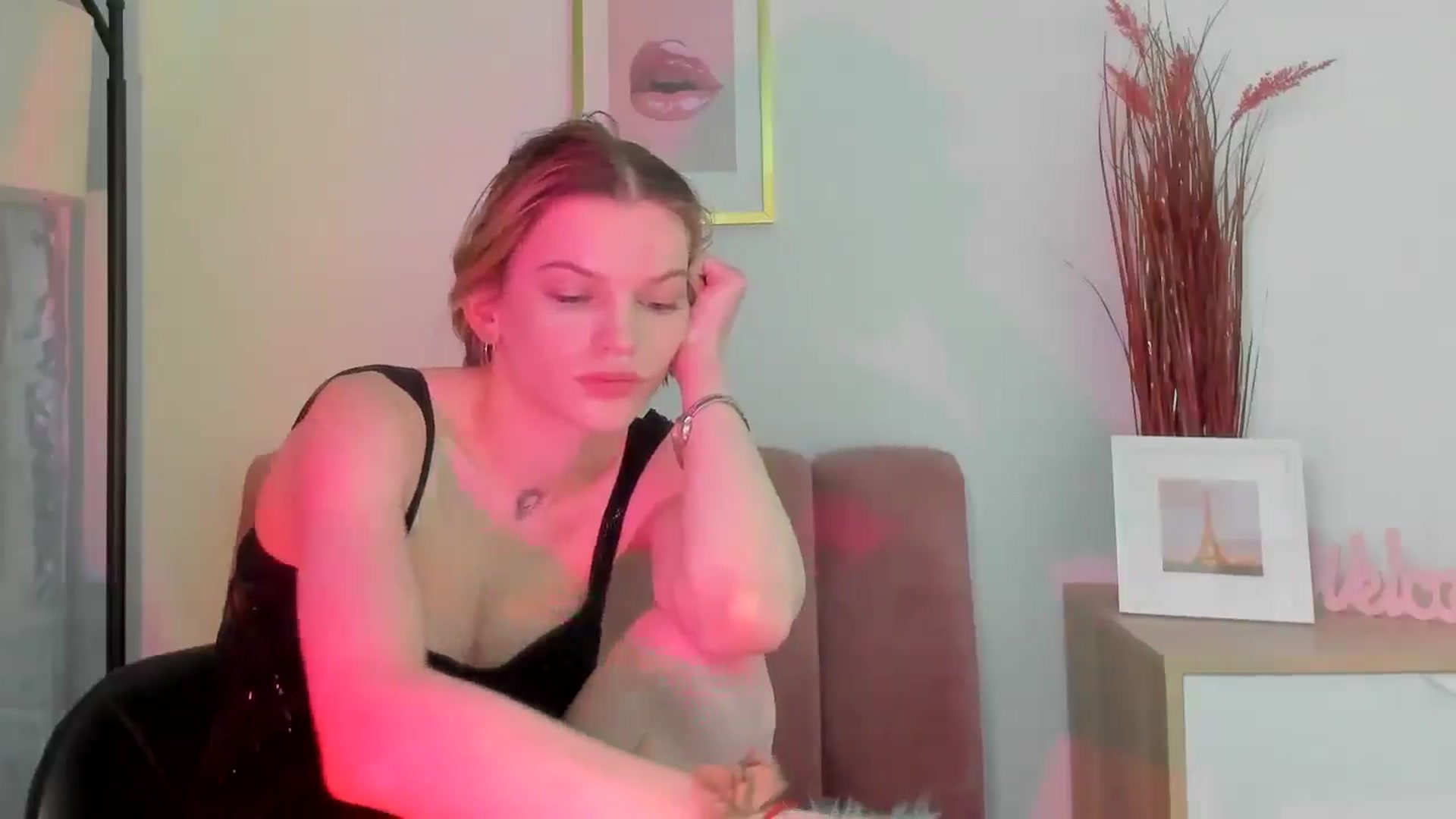 Gallery image thumbnail from ChristinaWave's myfreecams stream on, 02/16/2026, 15:01 image 19 of 20