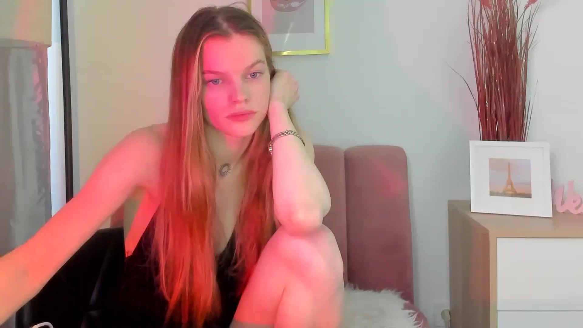Gallery image thumbnail from ChristinaWave's myfreecams stream on, 02/17/2026, 16:50 image 18 of 20