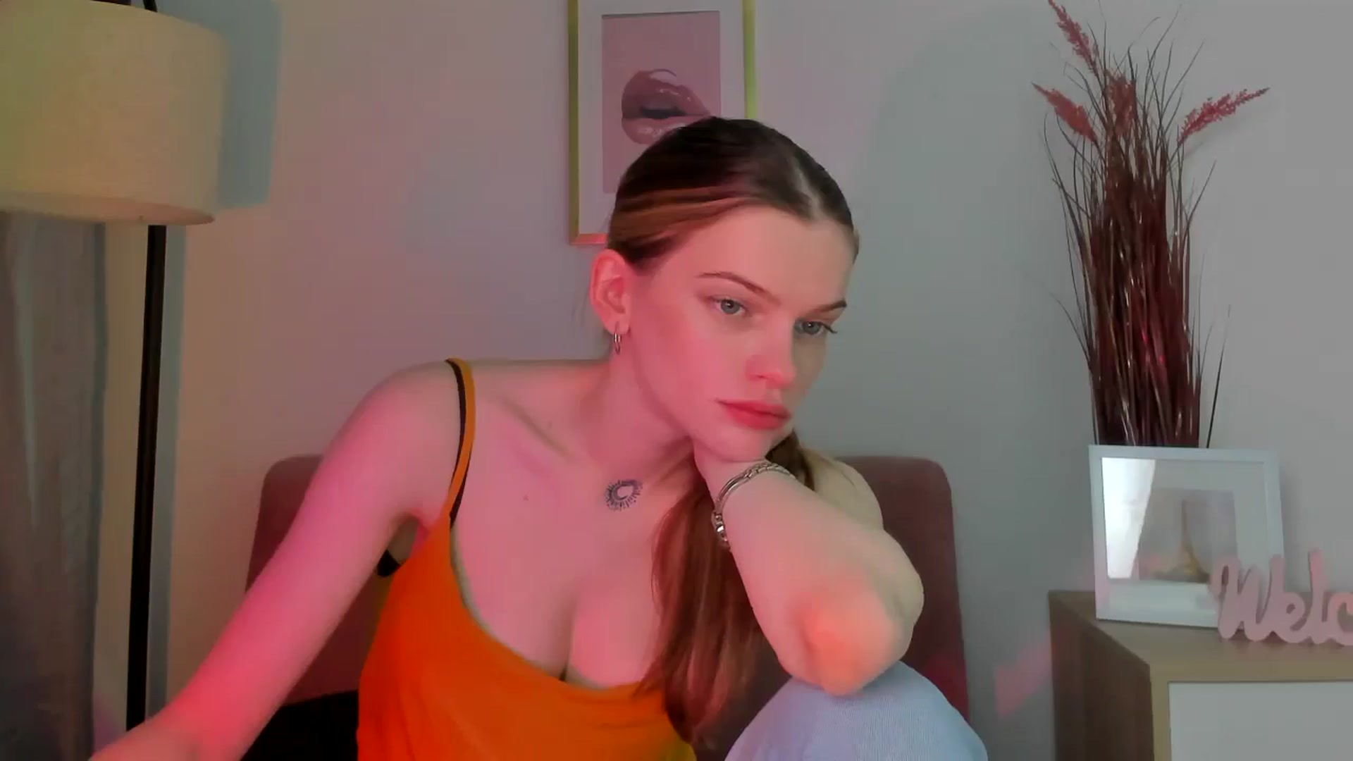 Gallery image thumbnail from ChristinaWave's myfreecams stream on, 02/19/2026, 14:58 image 4 of 20