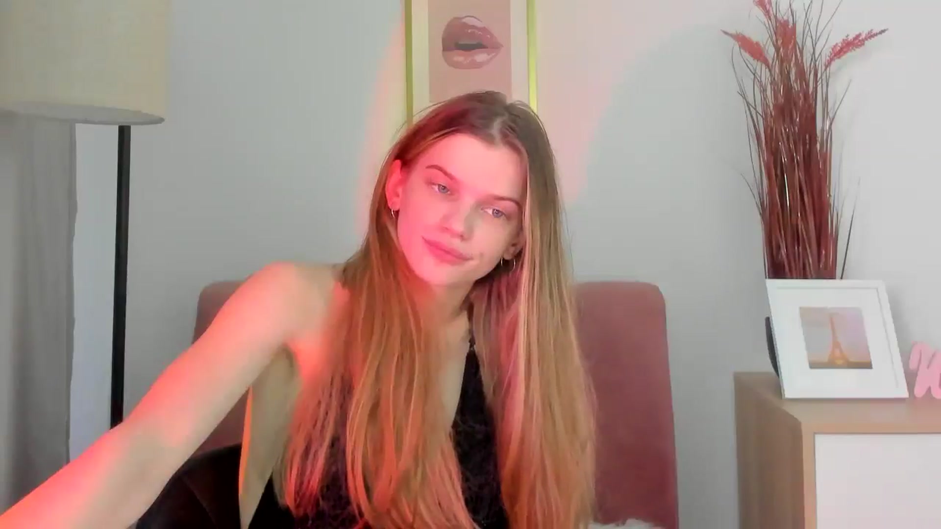 Gallery image thumbnail from ChristinaWave's myfreecams stream on, 02/26/2026, 14:10 image 3 of 20