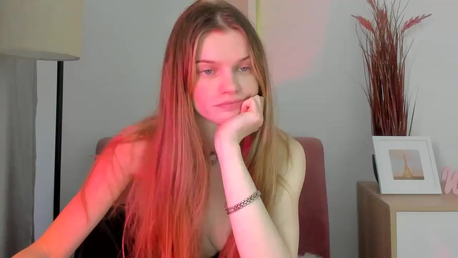 Gallery image thumbnail from ChristinaWave's myfreecams stream on, 02/26/2026, 14:10 image 1 of 20