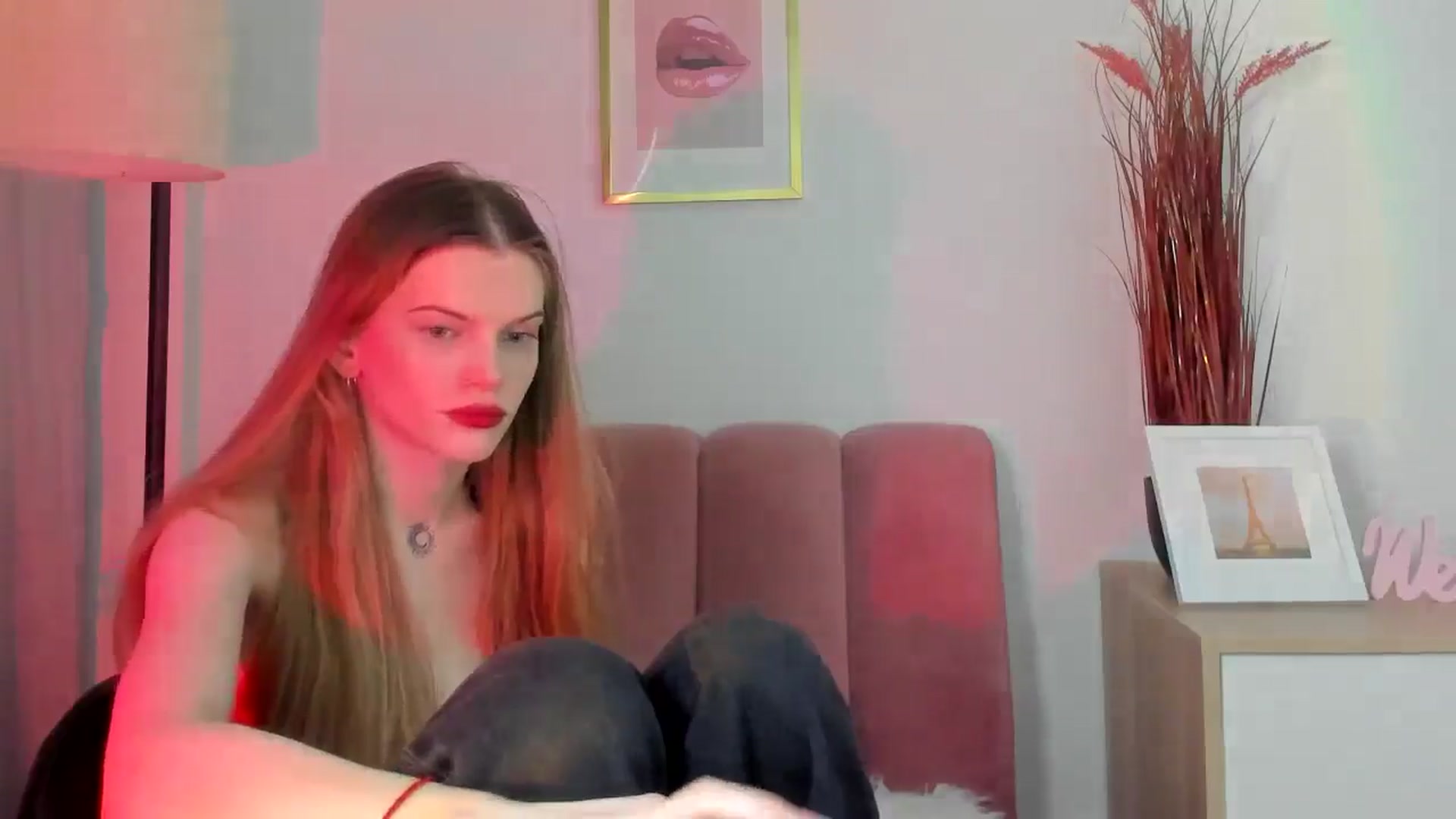 Gallery image thumbnail from ChristinaWave's myfreecams stream on, 03/01/2026, 11:19 image 9 of 20