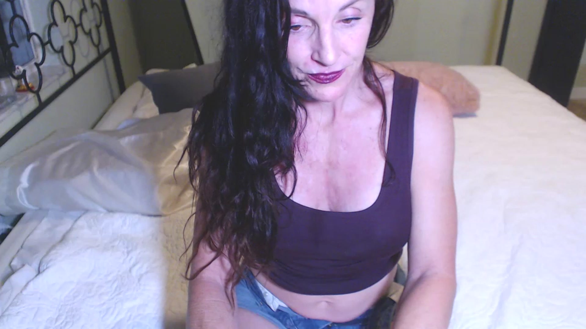Gallery image thumbnail from ChristineAsh's myfreecams stream on, 07/06/2023, 02:39 image 11 of 20